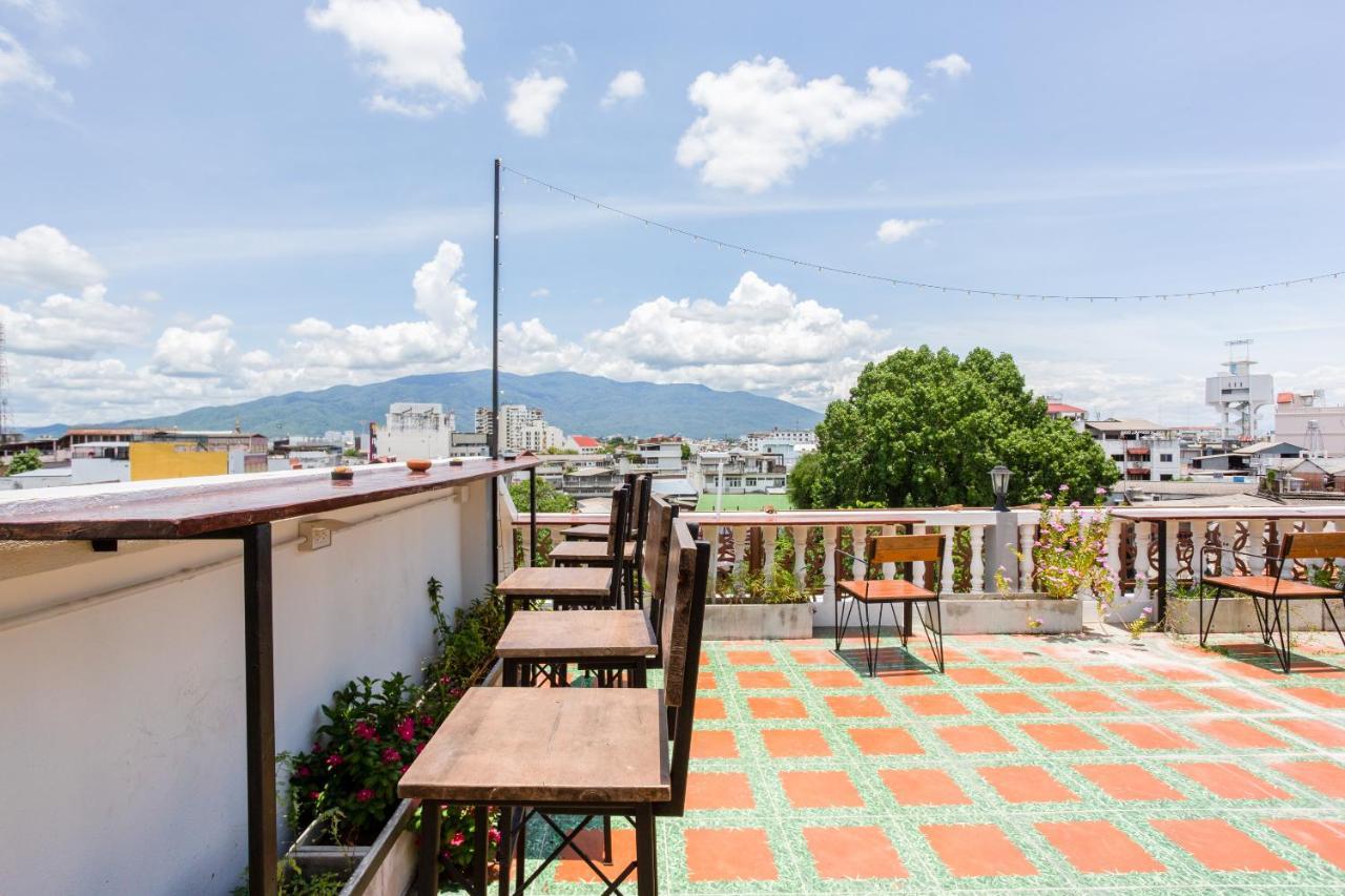Oyo 1093 De Nawarat Chiang Mai Boutique Apartment מראה חיצוני תמונה