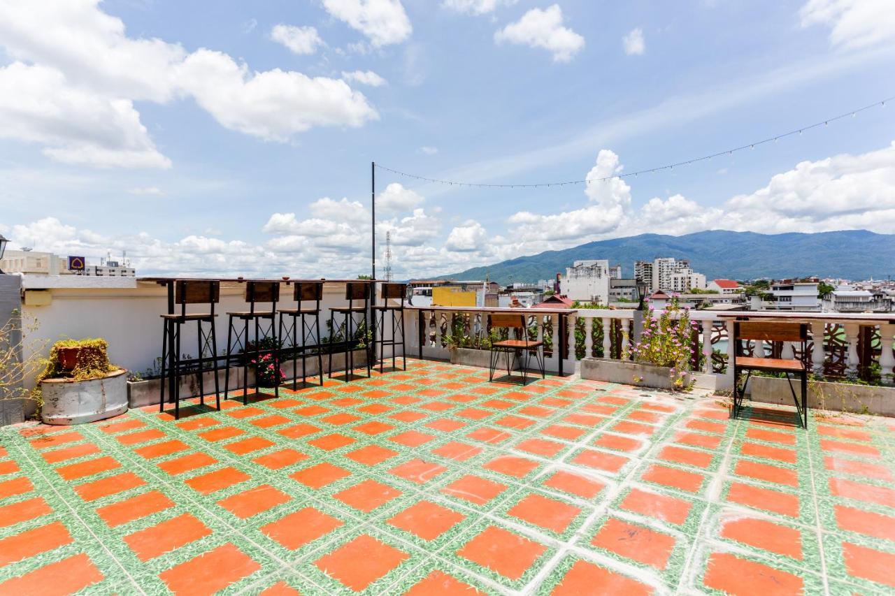 Oyo 1093 De Nawarat Chiang Mai Boutique Apartment מראה חיצוני תמונה