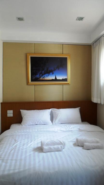 Oyo 1093 De Nawarat Chiang Mai Boutique Apartment חדר תמונה