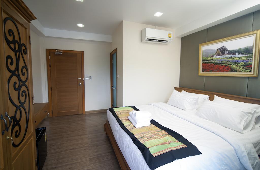 Oyo 1093 De Nawarat Chiang Mai Boutique Apartment חדר תמונה